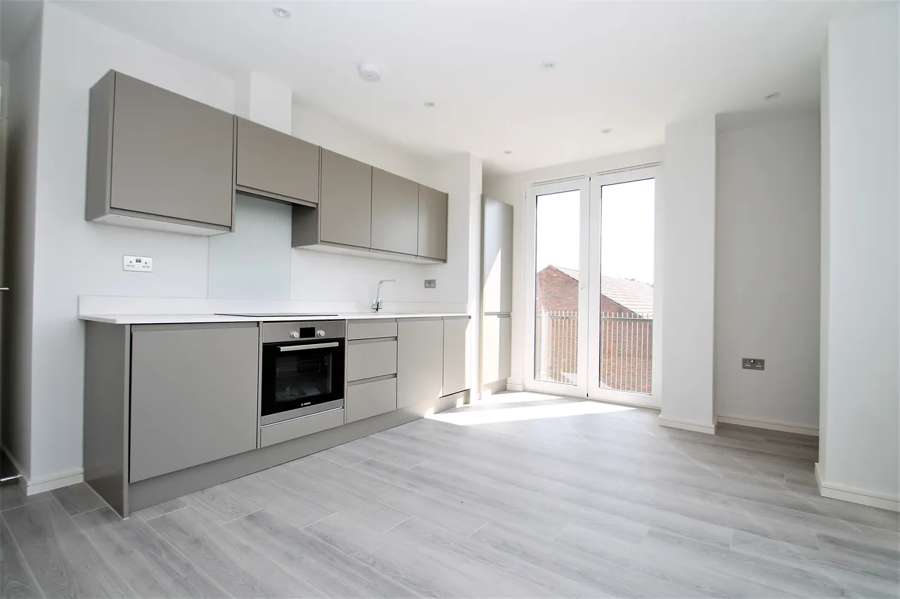 Roxborough Avenue, Harrow on the Hill, HA1, photo 2