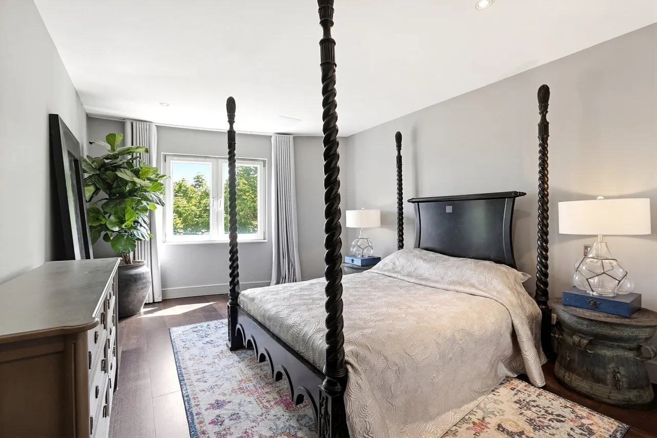 Hereford Road, London, W2, photo 4