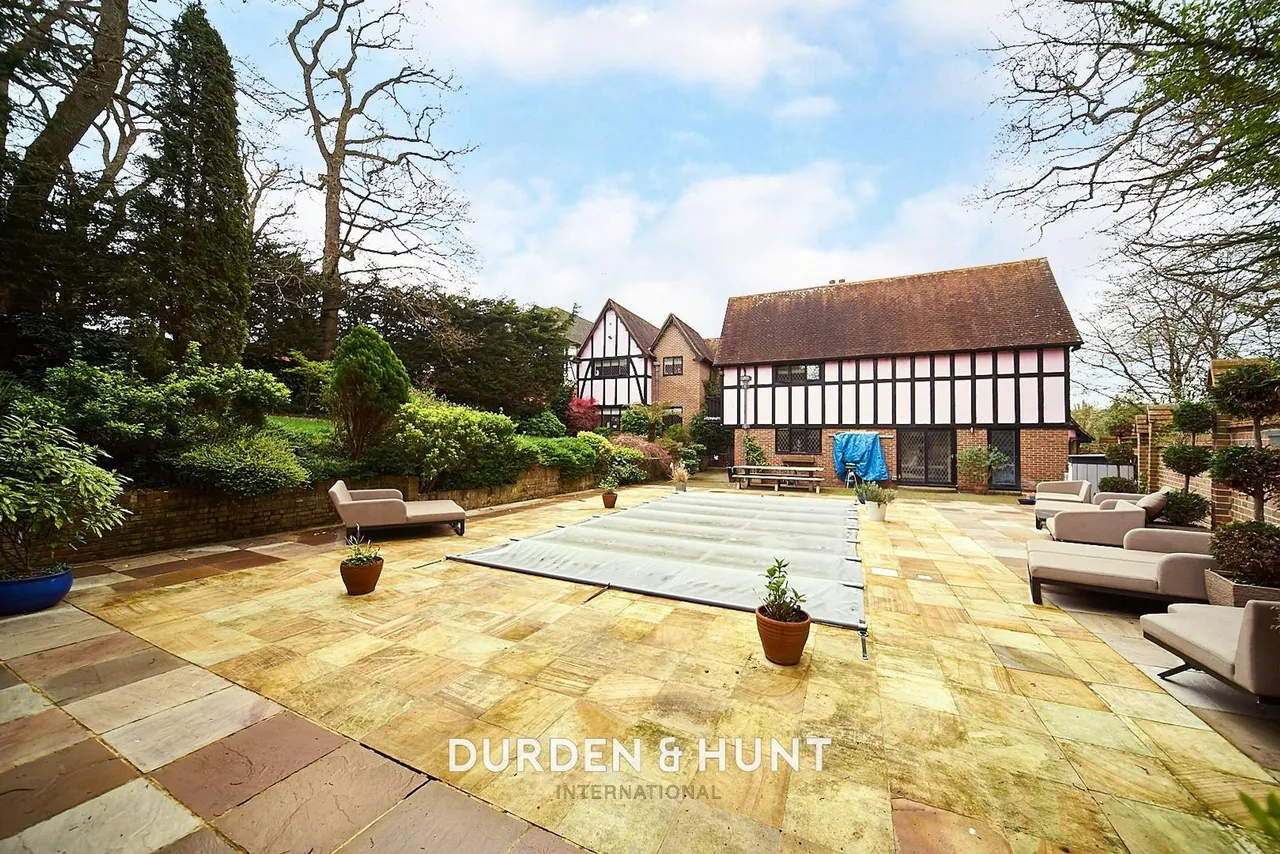 Nursery Road, Loughton, IG10, photo 42