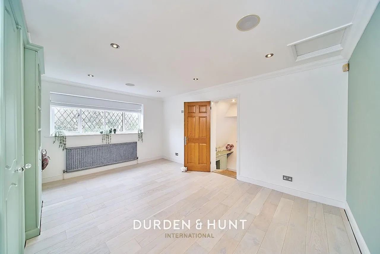 Nursery Road, Loughton, IG10, photo 29