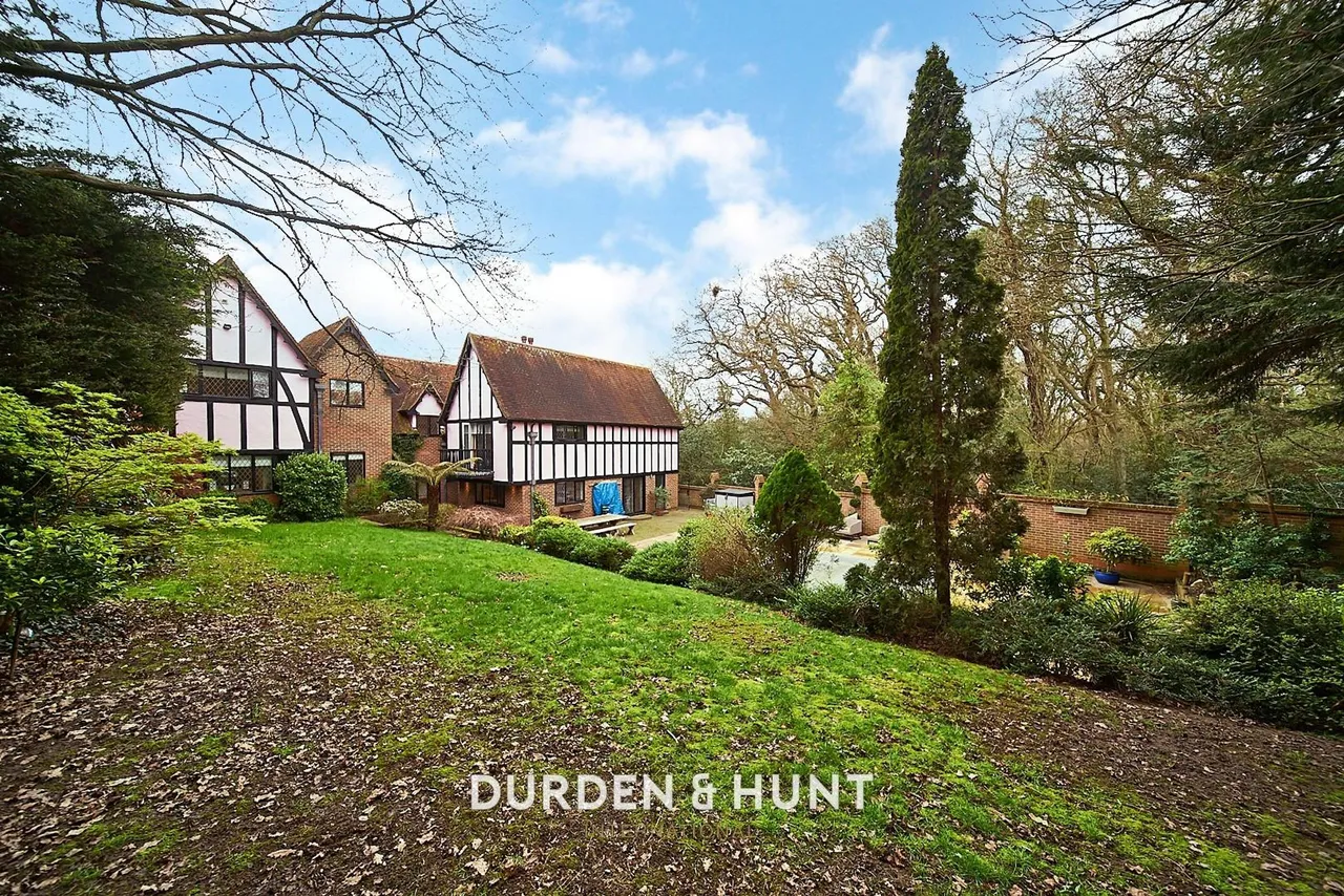 Nursery Road, Loughton, IG10, photo 43