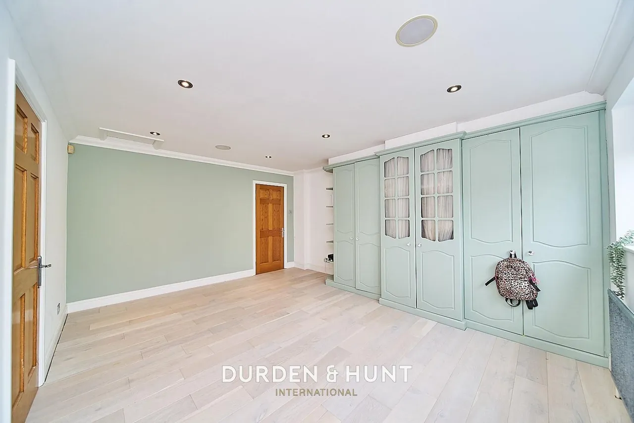 Nursery Road, Loughton, IG10, photo 28