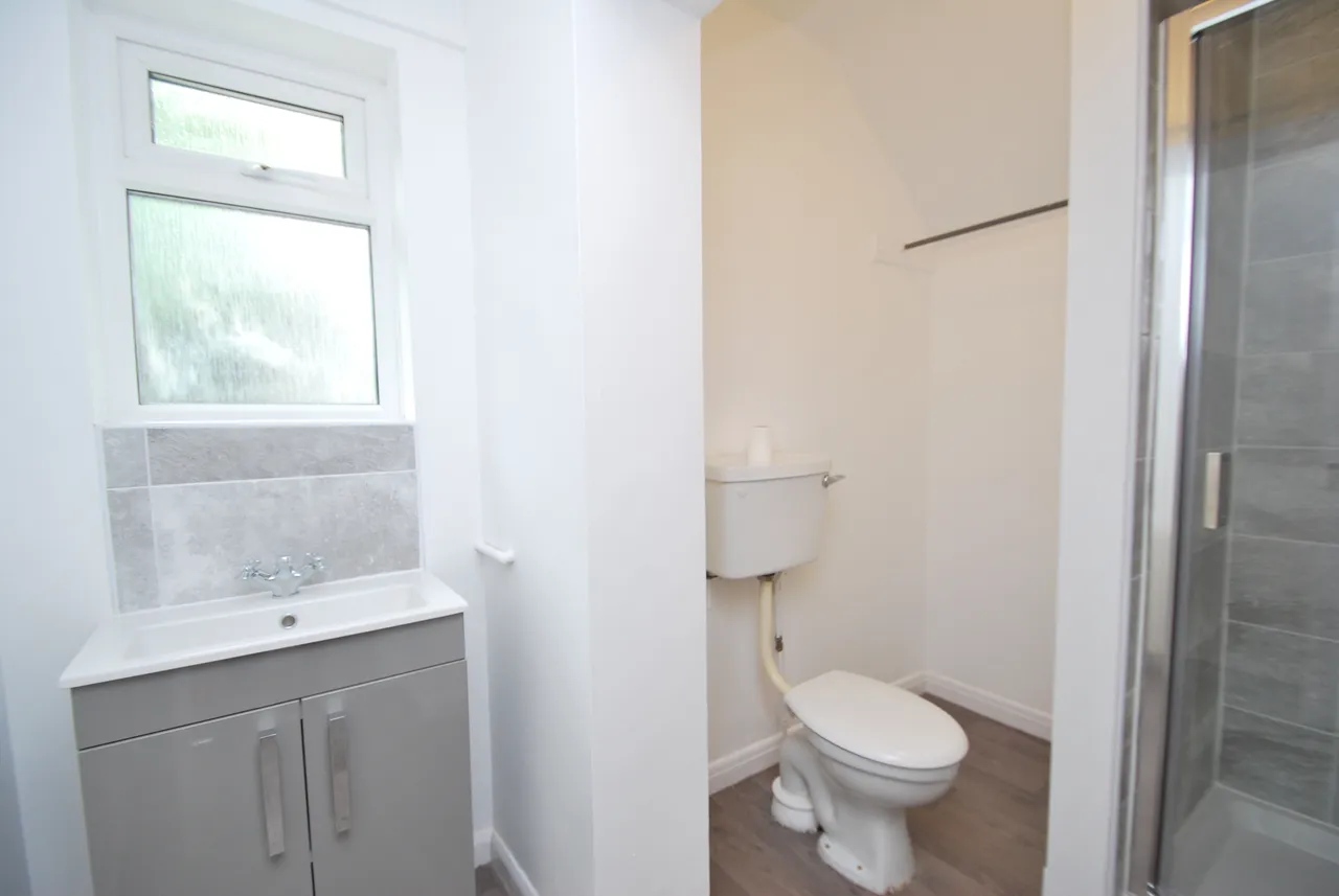 Meadow Park, BA1, photo 5