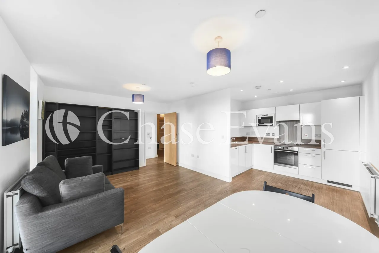 Connaught Heights, 2 Agnes George Walk, Royal Docks, London, E16, photo 4