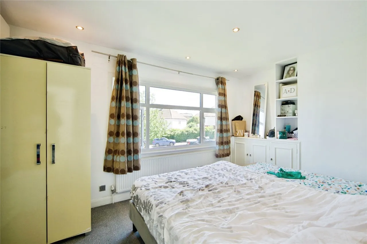 Clitterhouse Road, London, NW2, photo 15
