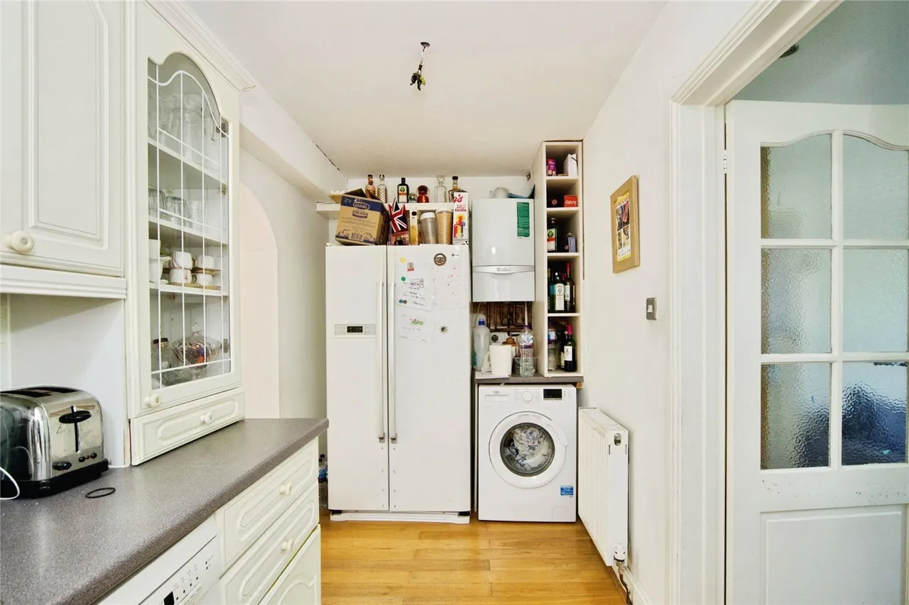Clitterhouse Road, London, NW2, photo 6