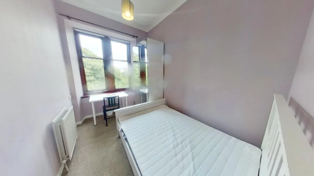 Dumbarton Road, Partick, G11, photo 6
