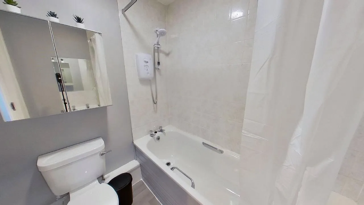 Dumbarton Road, Partick, G11, photo 8