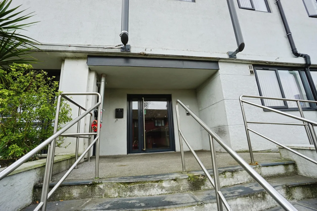 Dudley Road, Brierley Hill, DY5, photo 5