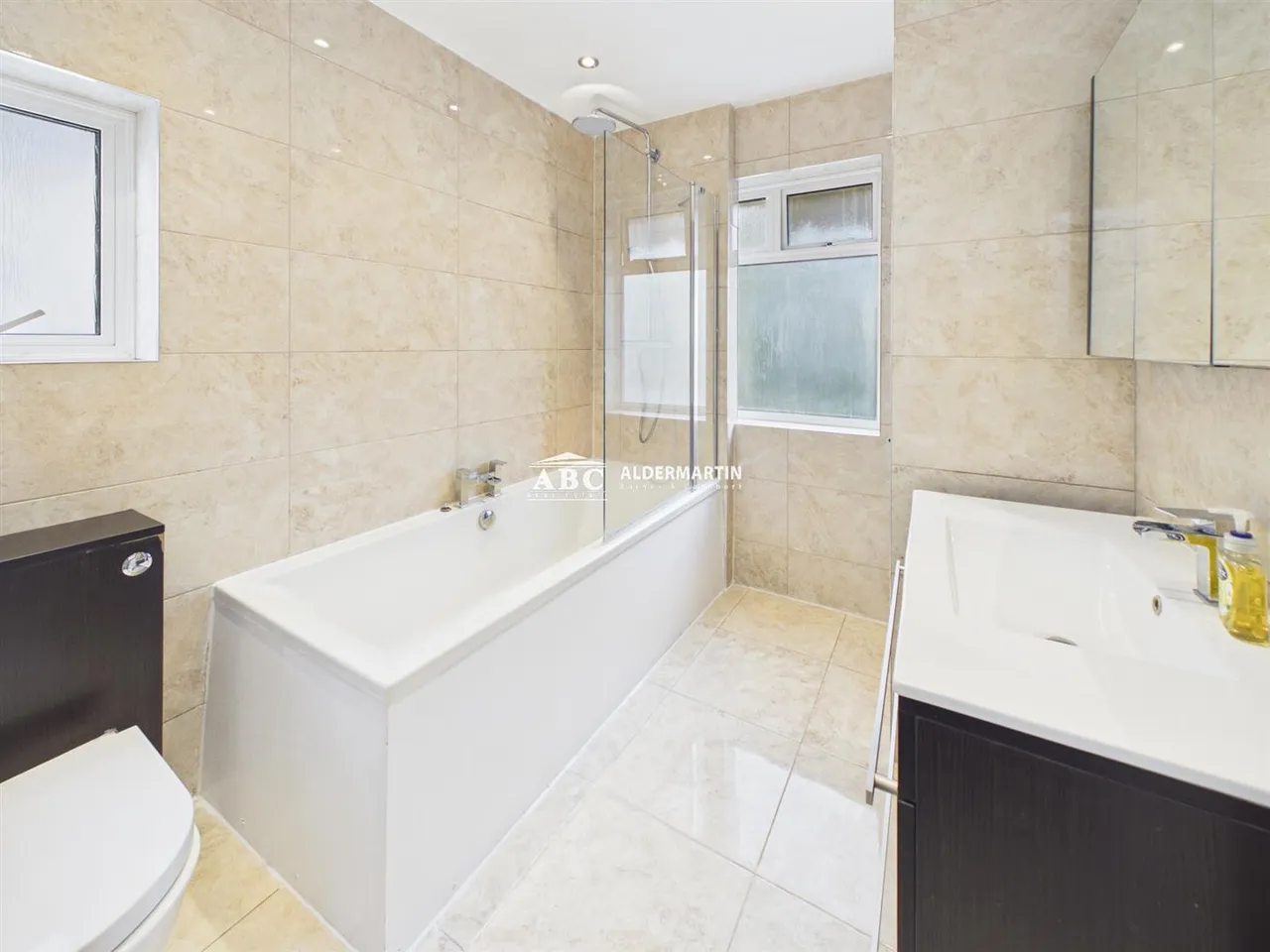 Farm Road, Edgware, photo 12