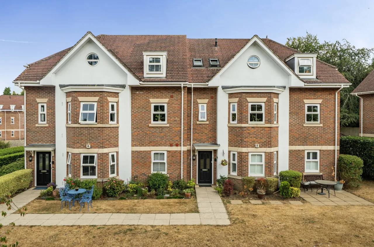 2 bed flat for sale — Wiltshire Road, Wokingham, Berkshire, RG40 1EP