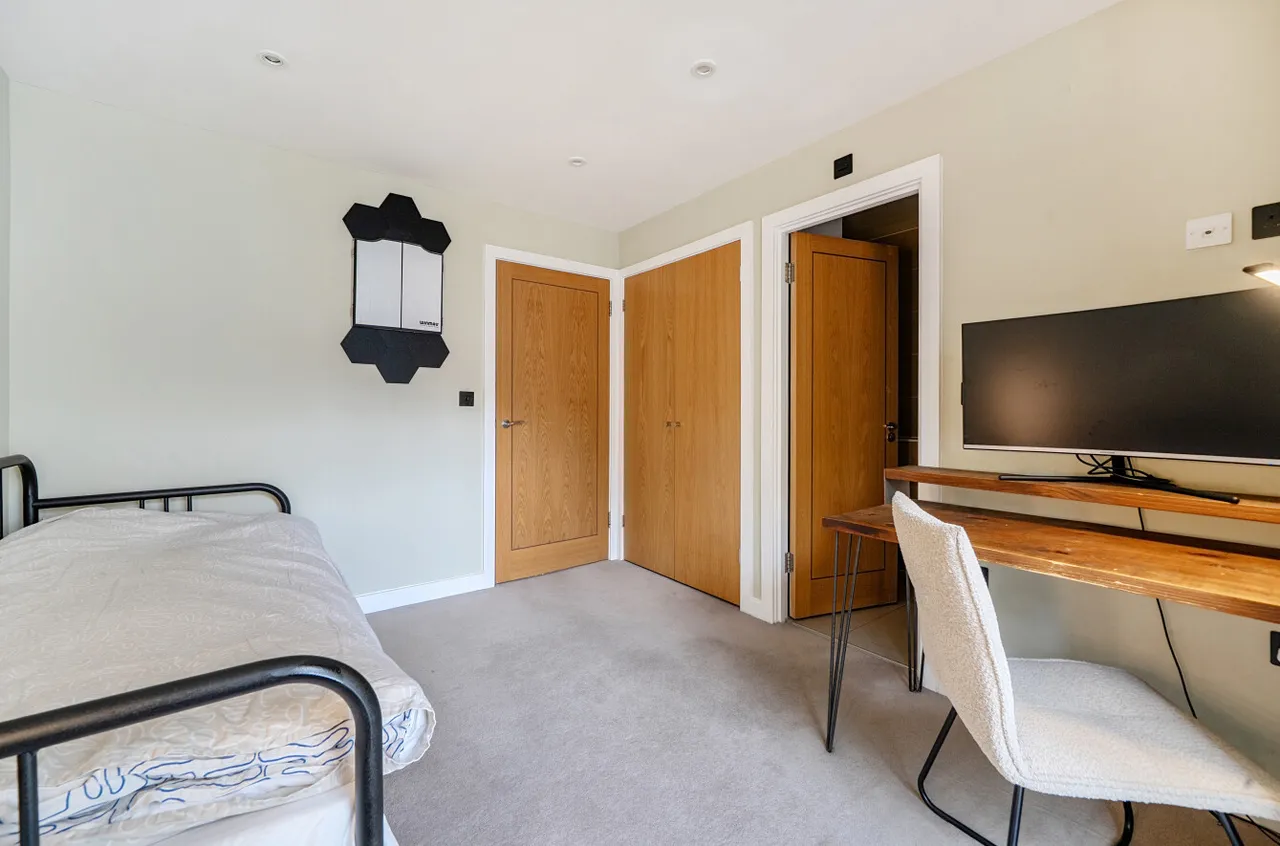 Wiltshire Road, Wokingham, Berkshire, RG40 1EP, photo 19