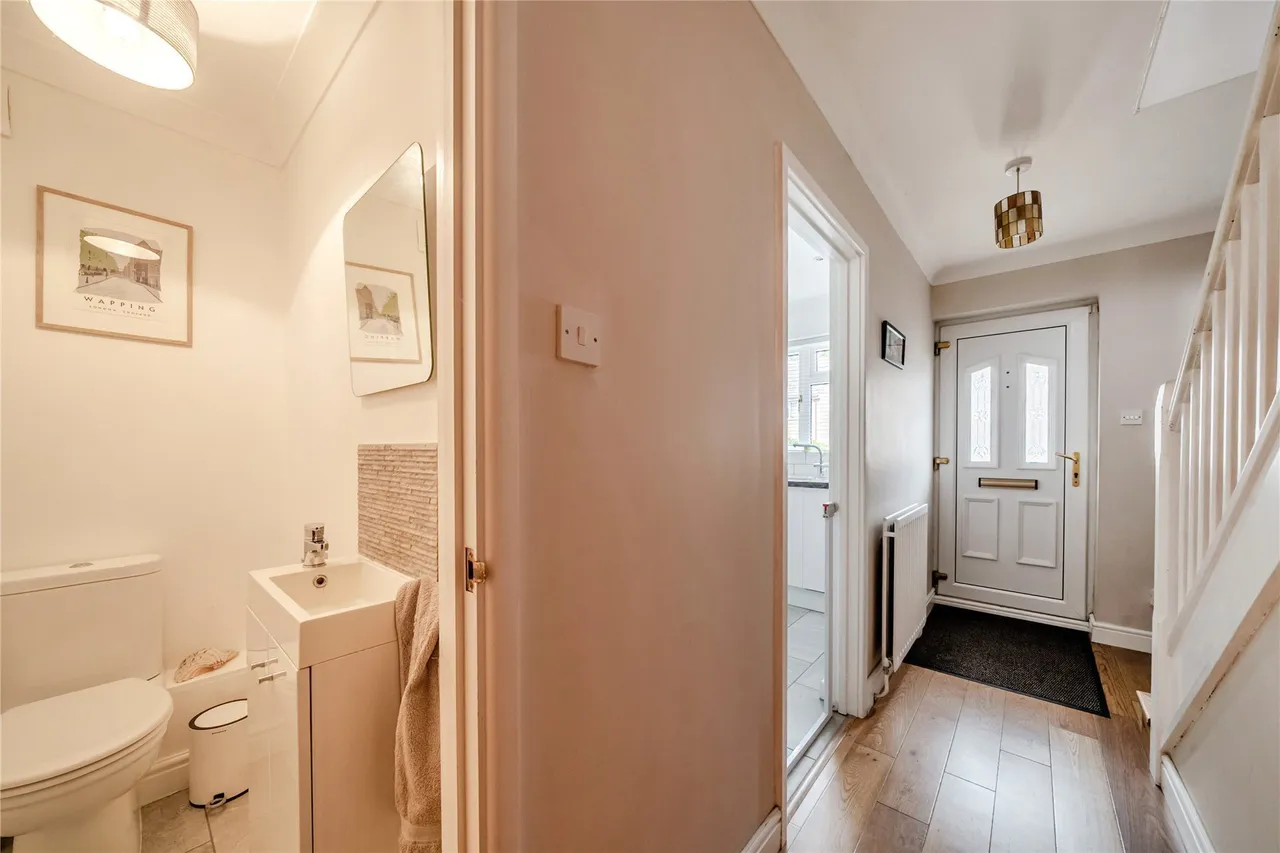 Vicarage Court, Priory Close, Beckenham, BR3, photo 15