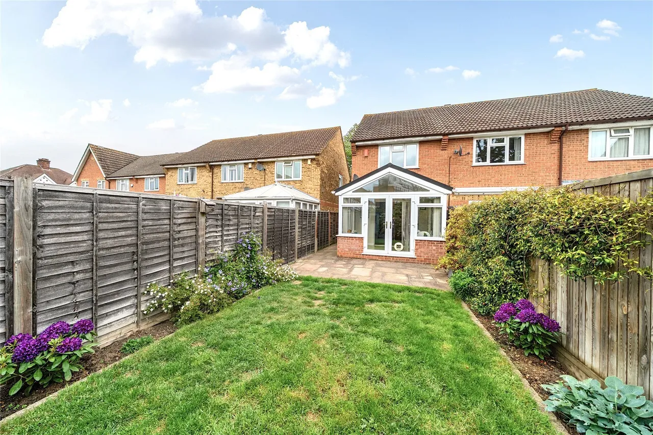 Vicarage Court, Priory Close, Beckenham, BR3, photo 12
