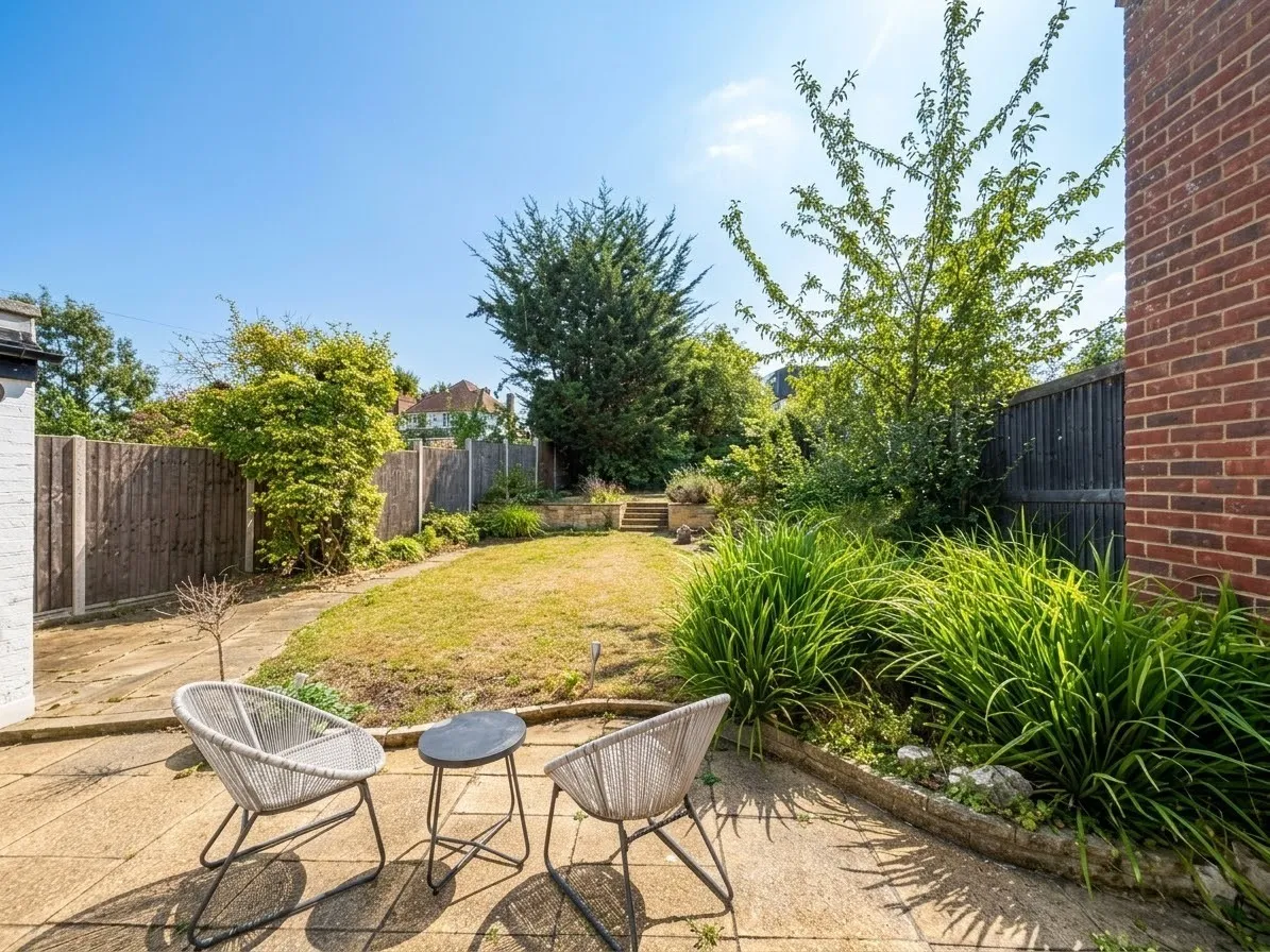 Friars Avenue, N20, photo 10