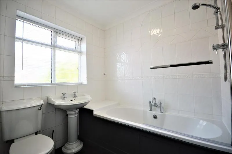 Highfield Avenue, Warrington, photo 11