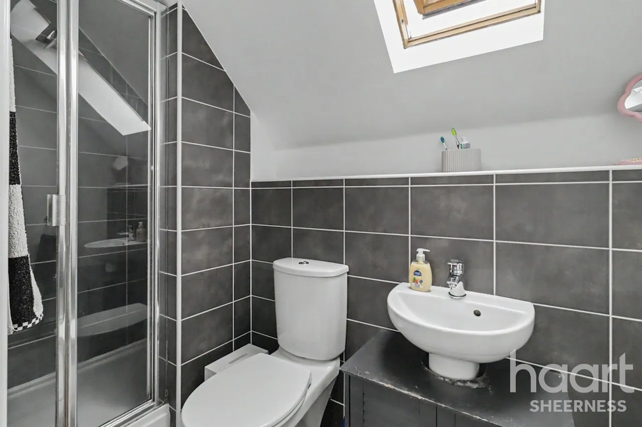 Hazel Avenue, Minster, ME12, photo 10