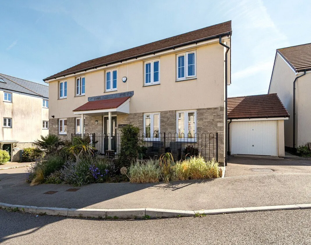 4 bed property for sale — Long Croft Road, Hayle, Cornwall, TR27