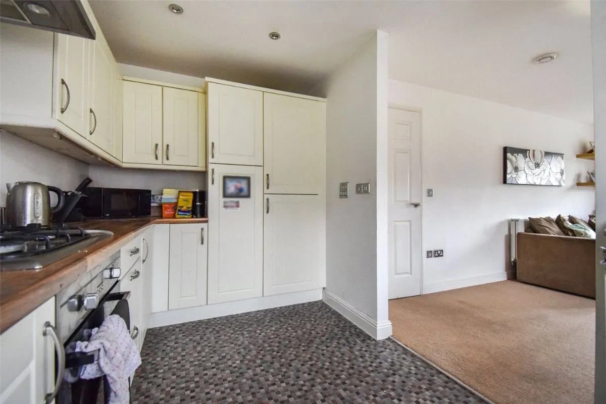 Coppice Square, Aldershot, Hampshire, GU12 4GD, photo 11
