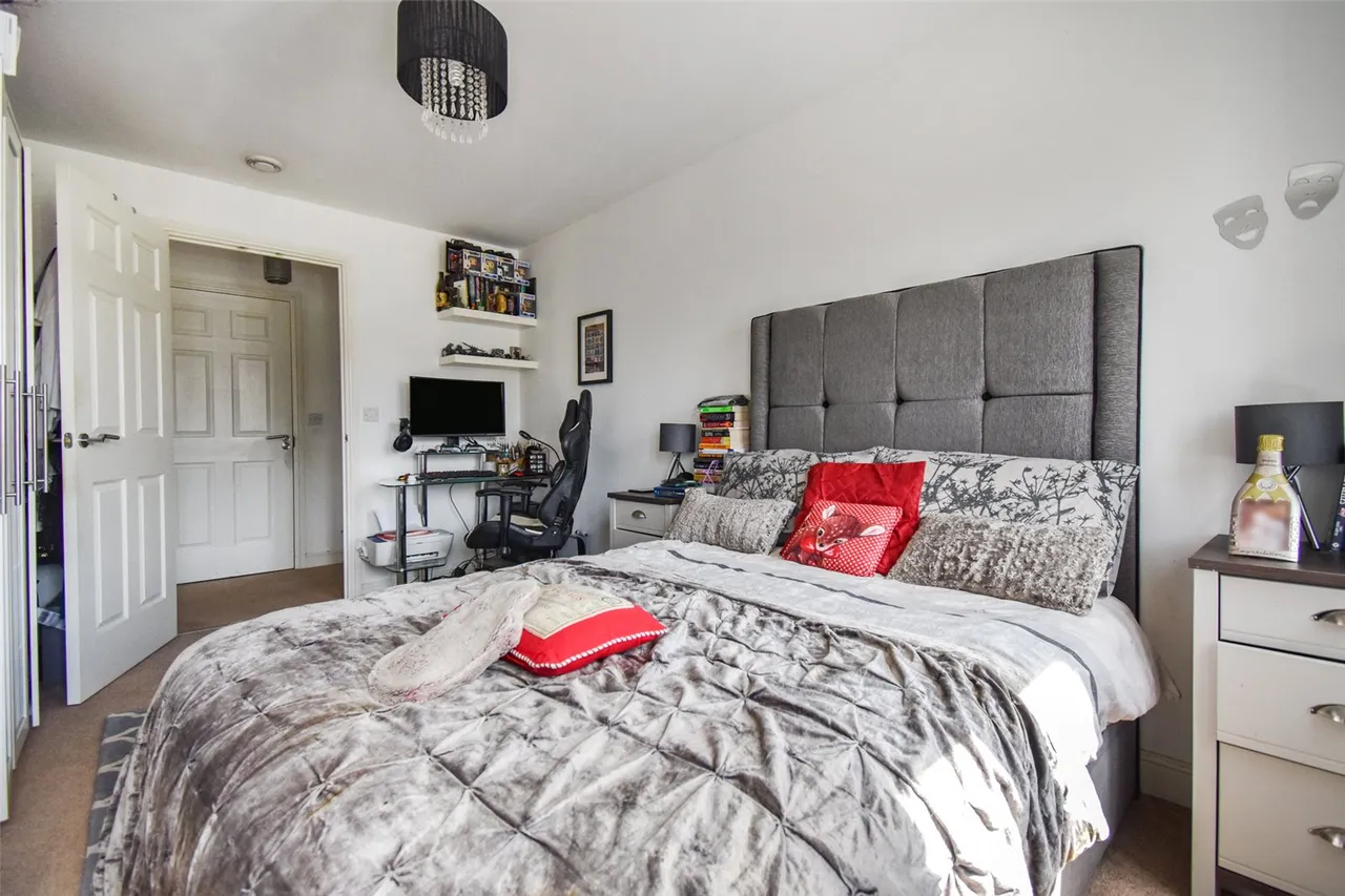 Coppice Square, Aldershot, Hampshire, GU12 4GD, photo 13