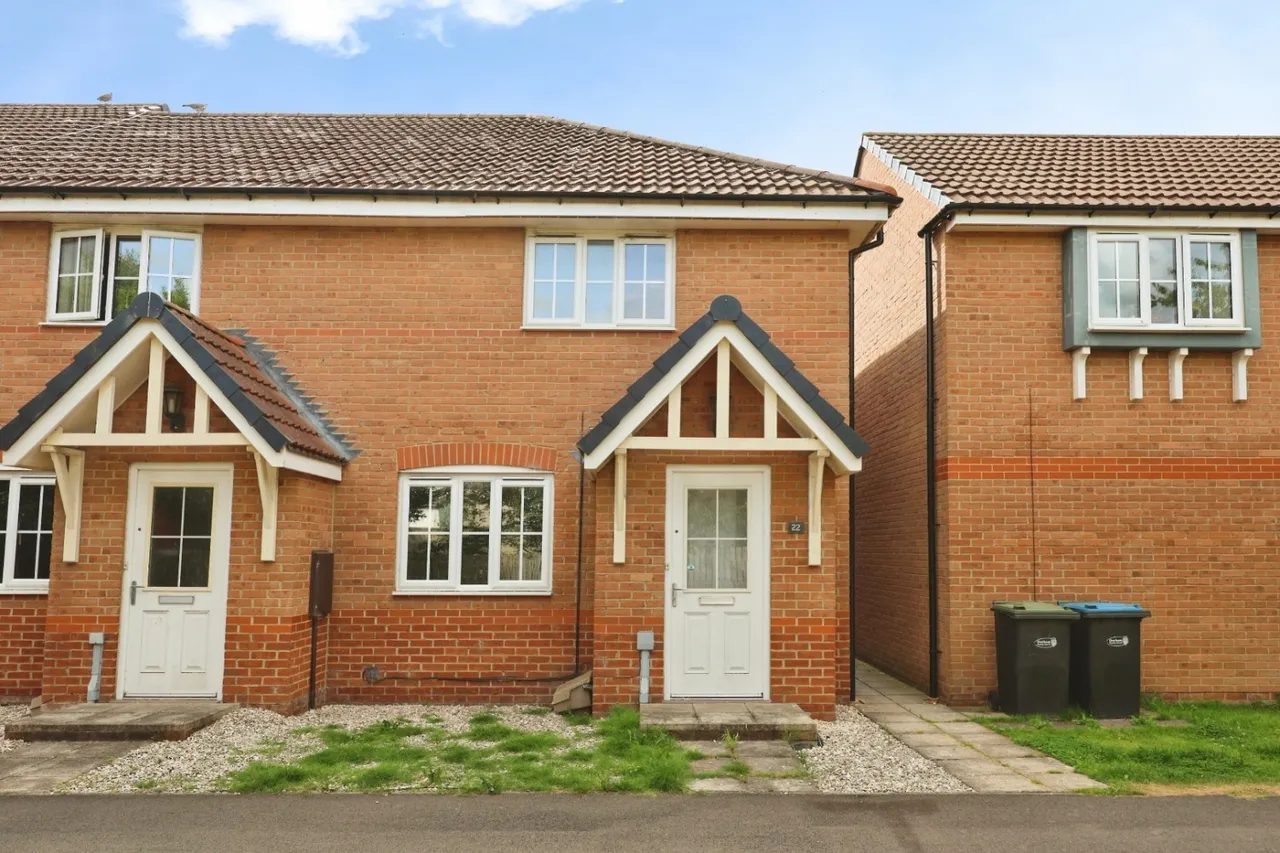 2 bed house for sale — Swan Walk, Spennymoor