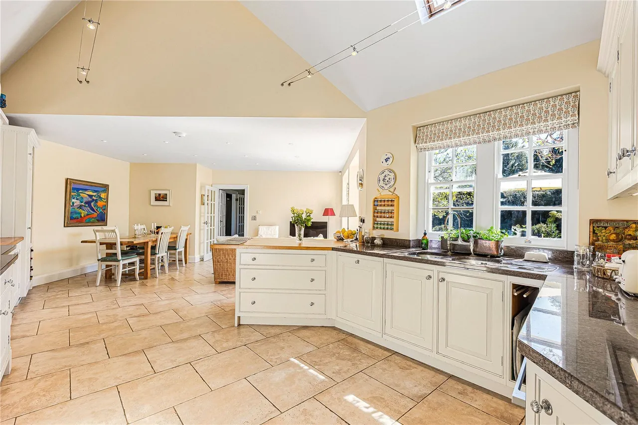 Cassington Road, Yarnton, OX5, photo 2