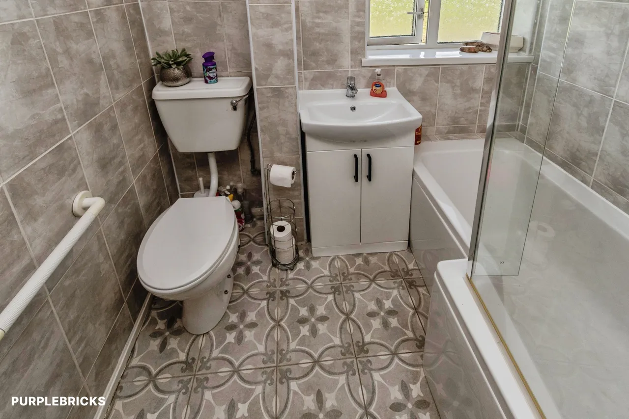 Croxdene Avenue, Walsall, WS3, photo 12