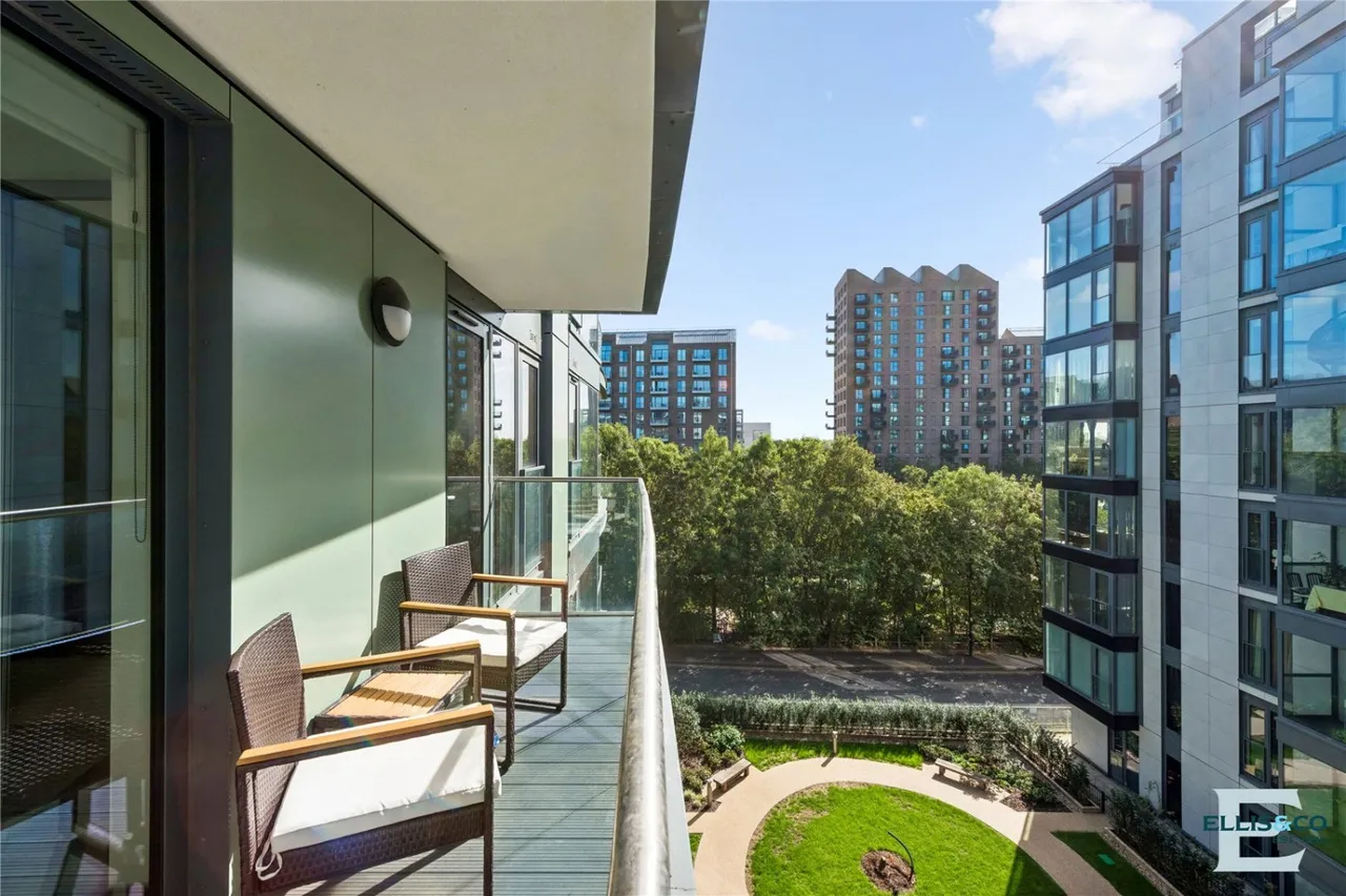 Waterside Way, London, N17, photo 12