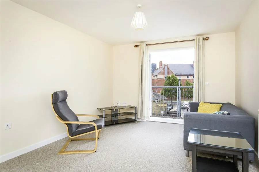Lion Terrace, Portsmouth, PO1, photo 2