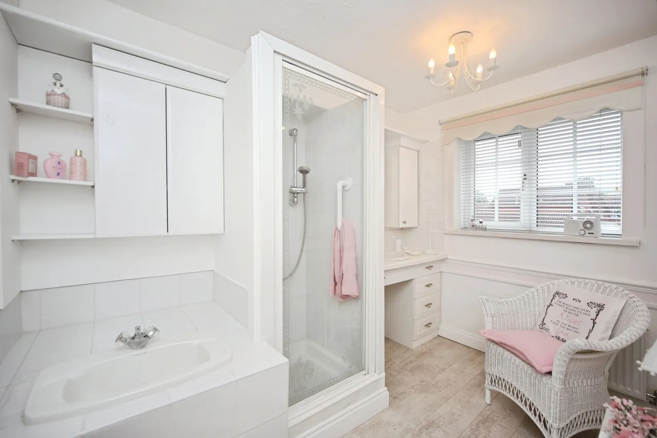 Bissell Close, Birmingham, B28, photo 19