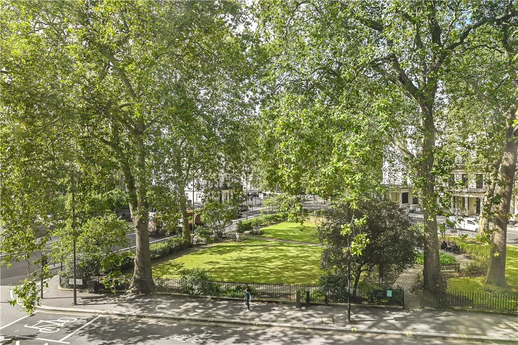 Sussex Gardens, London, W2 2, photo 11