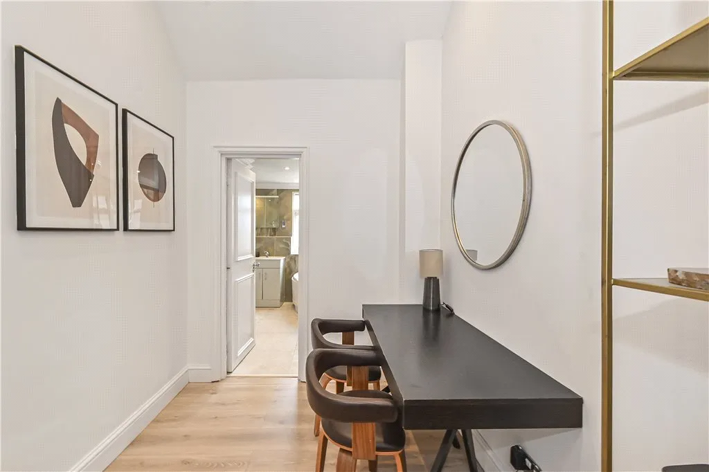 Sussex Gardens, London, W2 2, photo 20