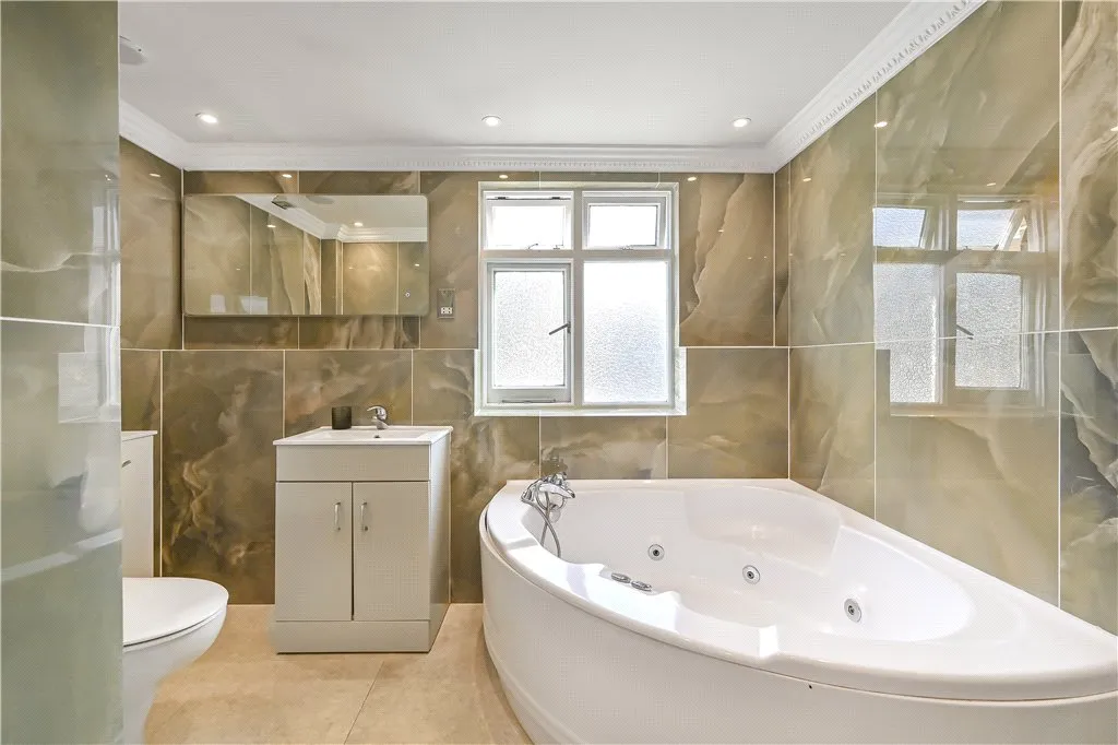 Sussex Gardens, London, W2 2, photo 4