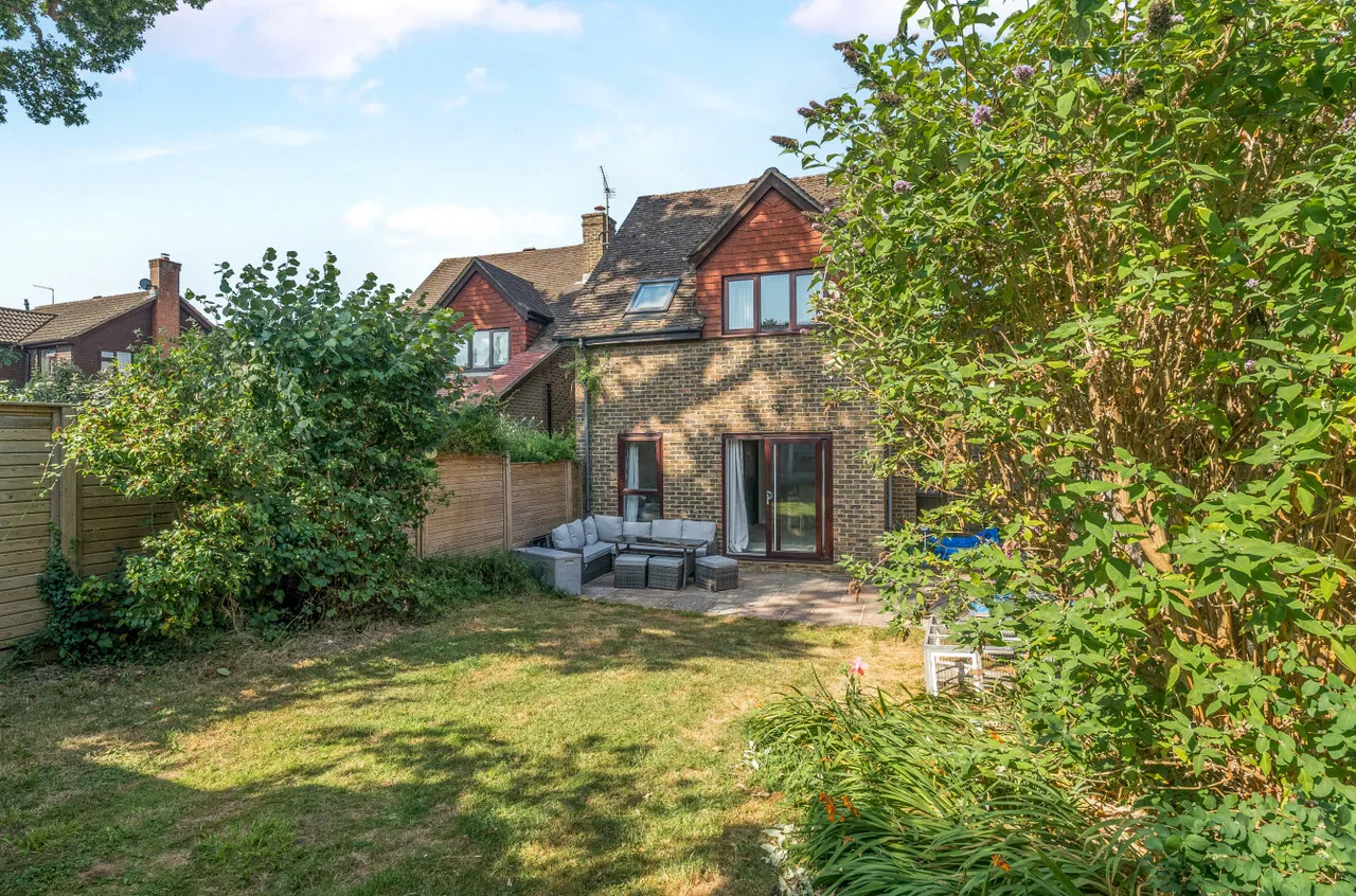 Miller Road, Guildford, GU4, photo 7