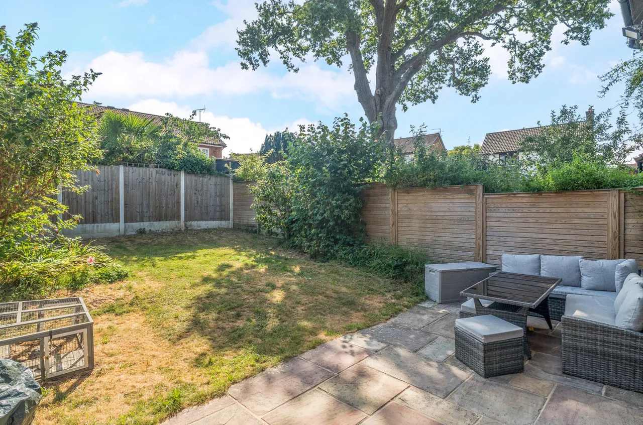 Miller Road, Guildford, GU4, photo 9
