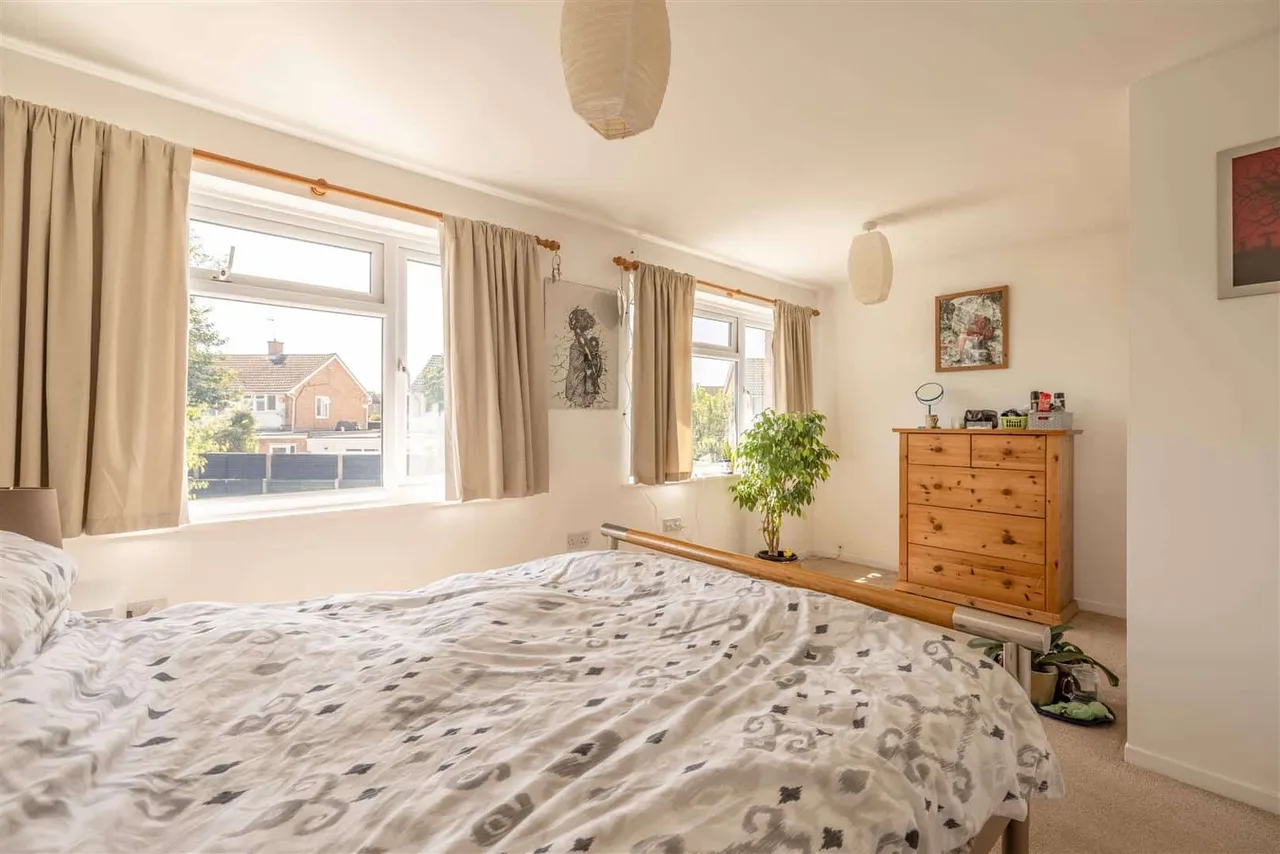 Hanley Close, Windsor, Berkshire, SL4 5QZ, photo 9