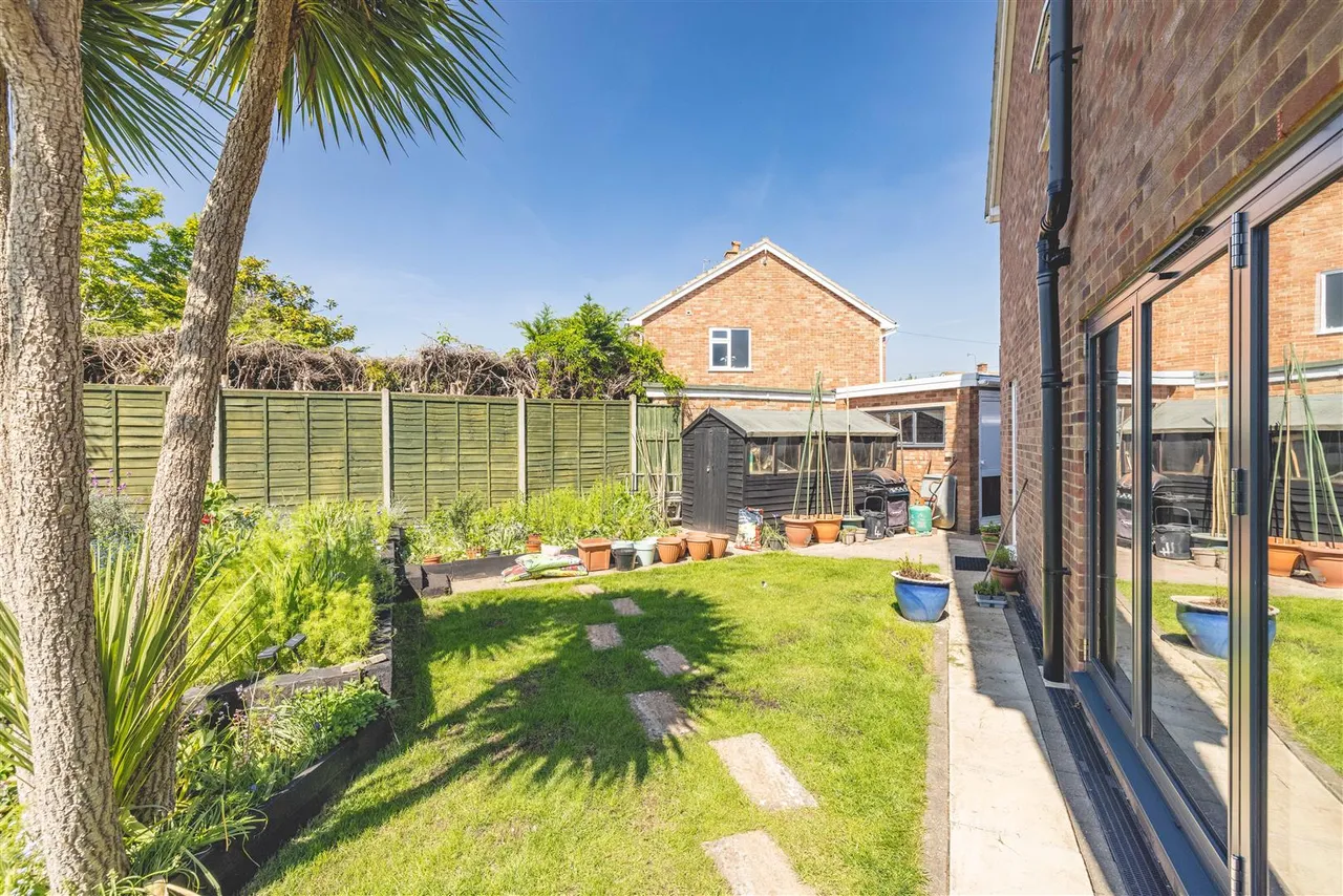 Hanley Close, Windsor, Berkshire, SL4 5QZ, photo 20