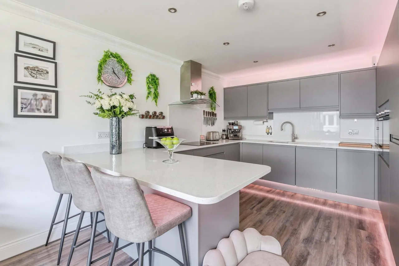Western Road, Benfleet, SS7, photo 10