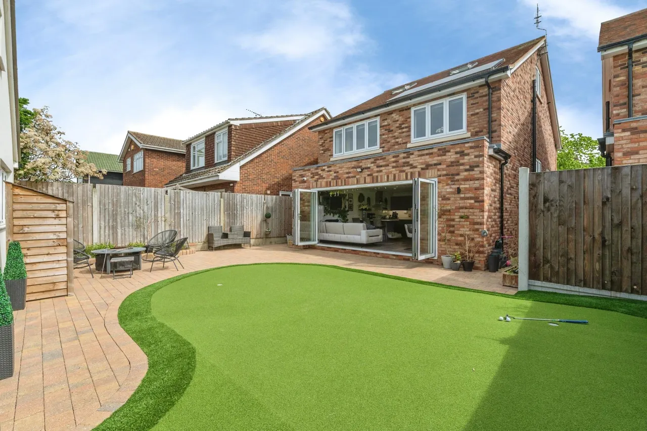 Western Road, Benfleet, SS7, photo 26