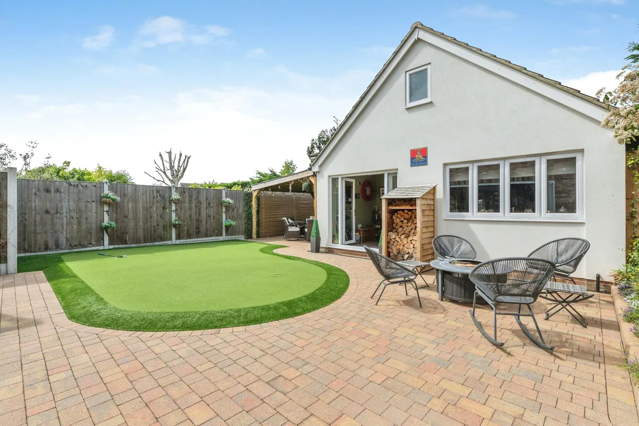 Western Road, Benfleet, SS7, photo 30