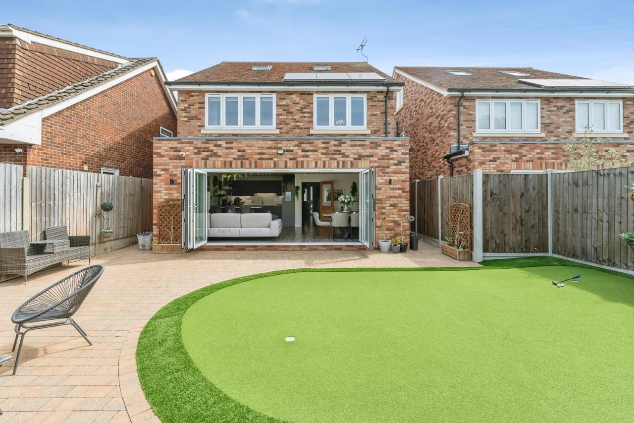 Western Road, Benfleet, SS7, photo 28