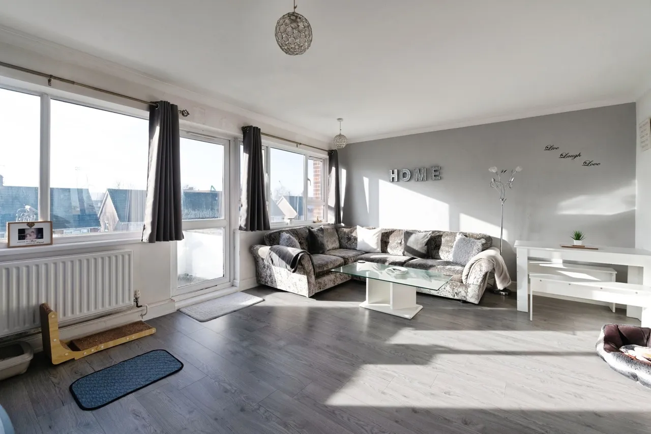 Dock Road, Tilbury, Essex, RM18, photo 9
