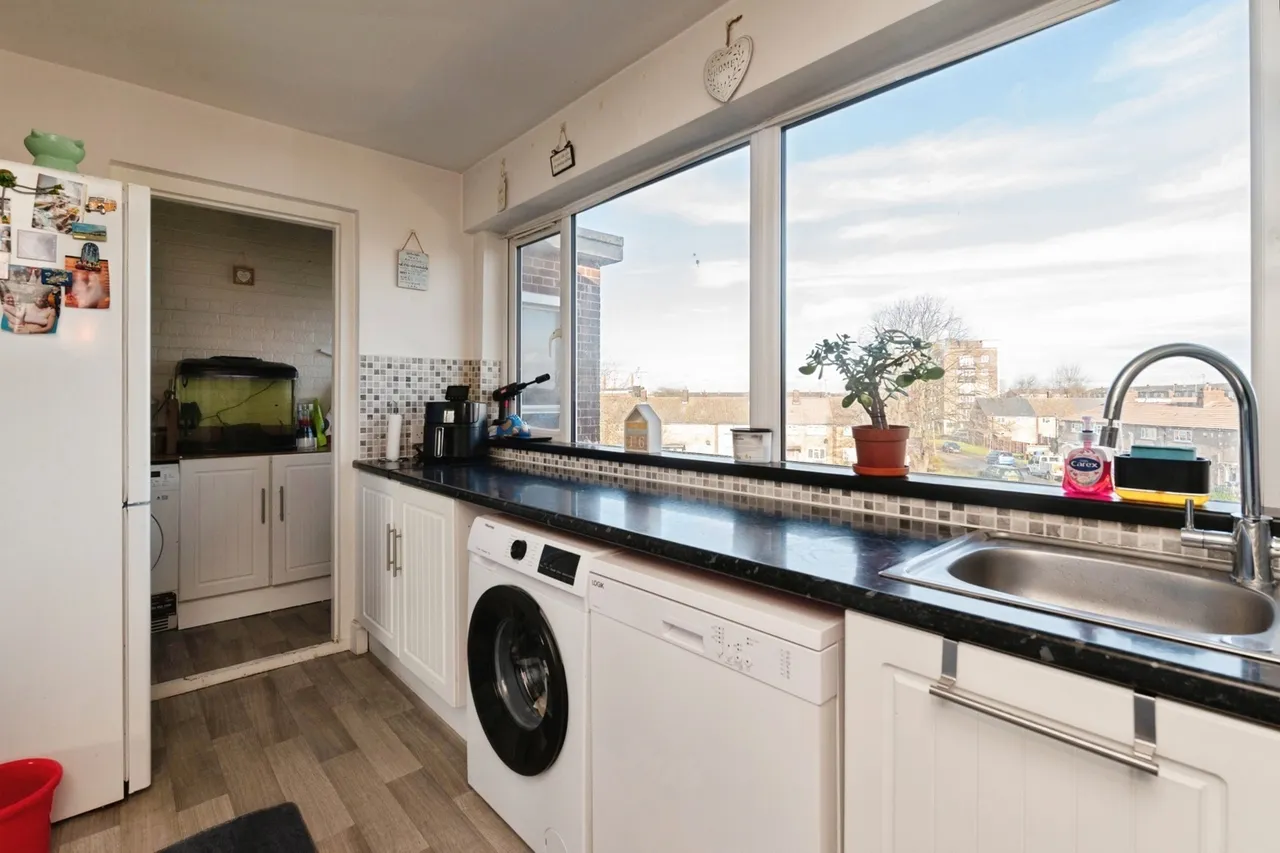Dock Road, Tilbury, Essex, RM18, photo 10