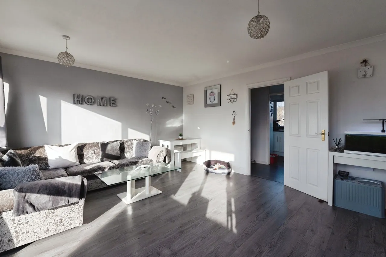 Dock Road, Tilbury, Essex, RM18, photo 8