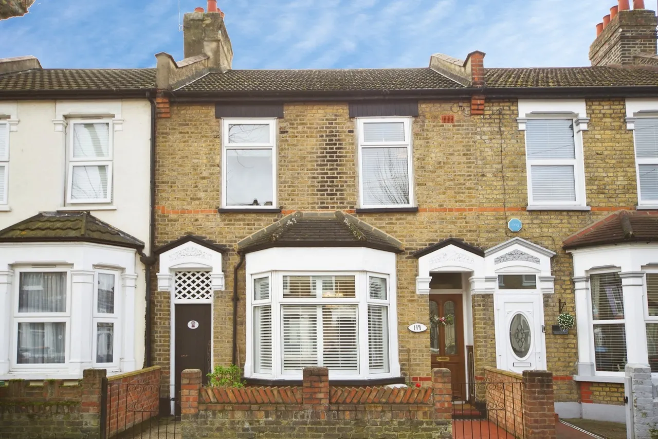 4 bed house for sale — Masterman Road, East Ham, London, E6