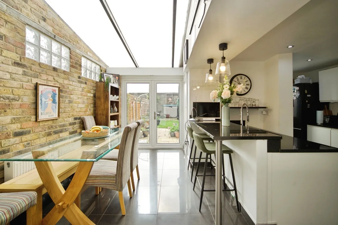 Masterman Road, East Ham, London, E6, photo 2