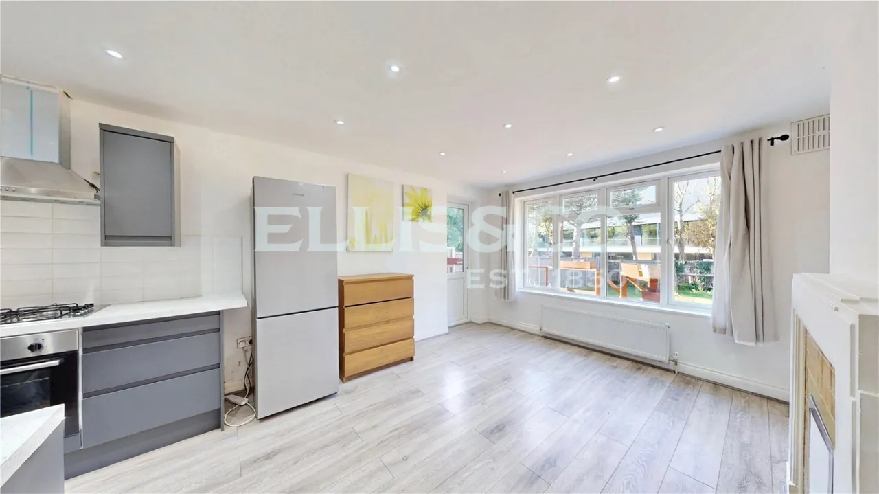 South Gardens, Wembley, HA9, photo 4