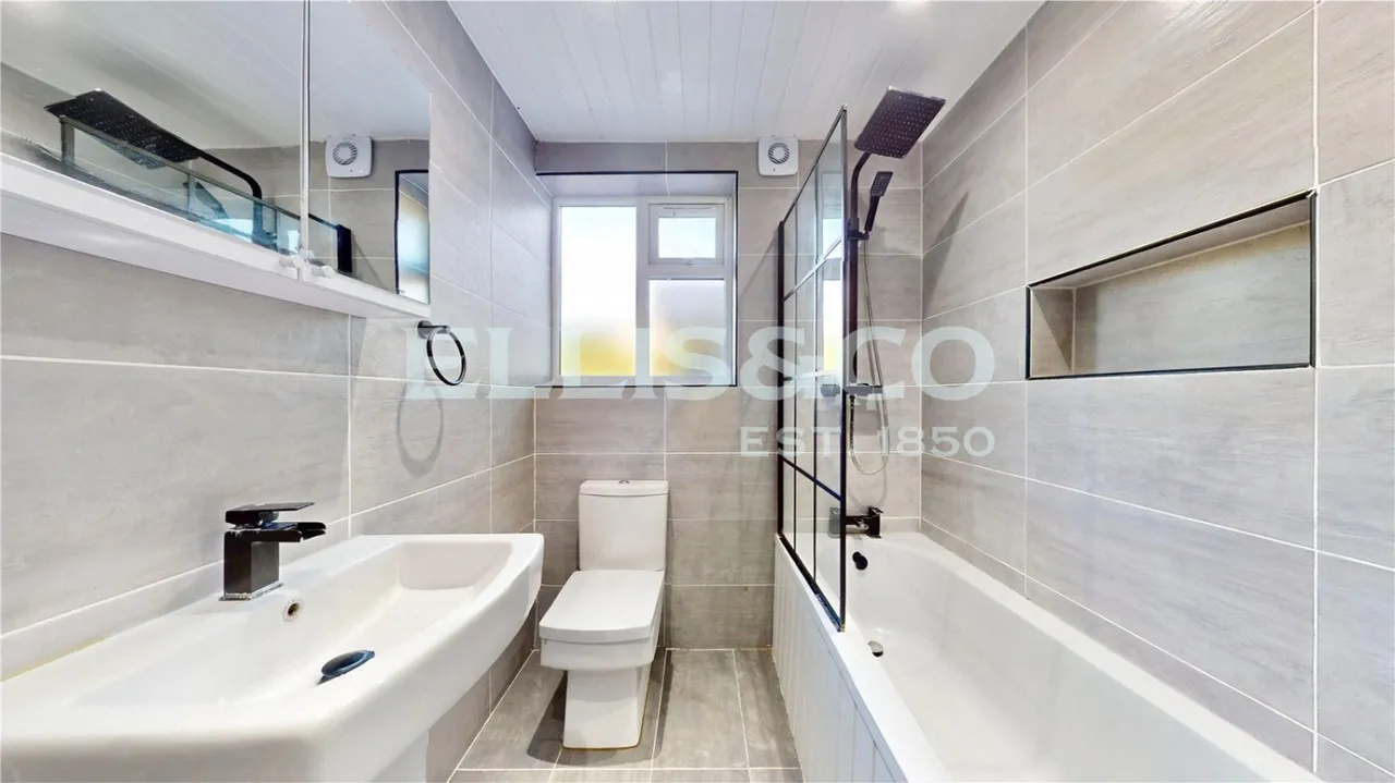 South Gardens, Wembley, HA9, photo 11
