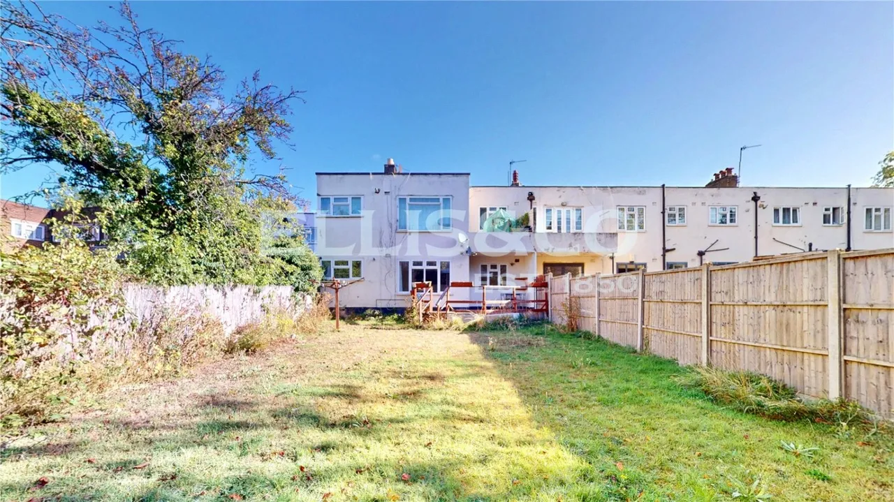 South Gardens, Wembley, HA9, photo 5