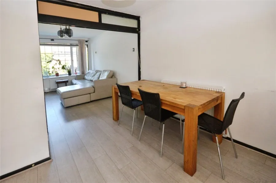 with 3 bedrooms in Bishop's Stortford, CM23, photo 4